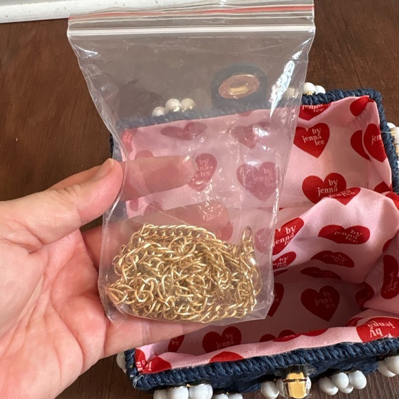 By Jenna Lee Blue Woven Box Bag Top Handle Daisy Beaded Gold Hardware - Picture 4 of 4